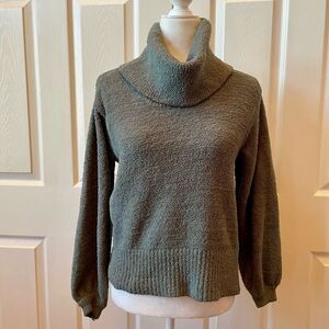 Ruby Moon Gray Cowl Neck Chenille Sweater Size Small